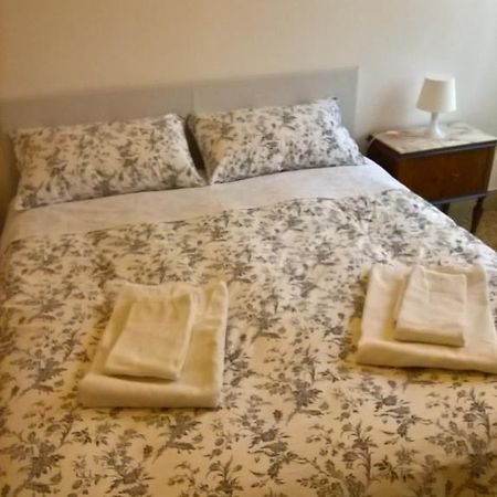 Marchese Ugo Bed and Breakfast Παλέρμο Εξωτερικό φωτογραφία