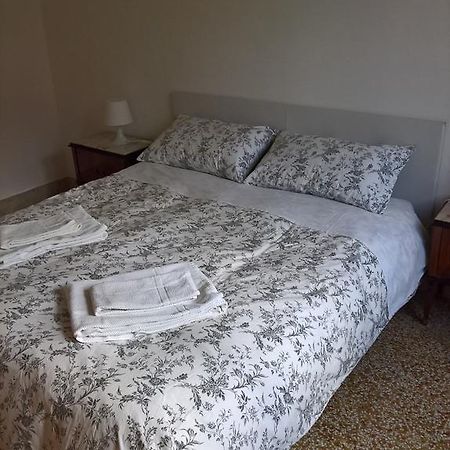 Marchese Ugo Bed and Breakfast Παλέρμο Εξωτερικό φωτογραφία