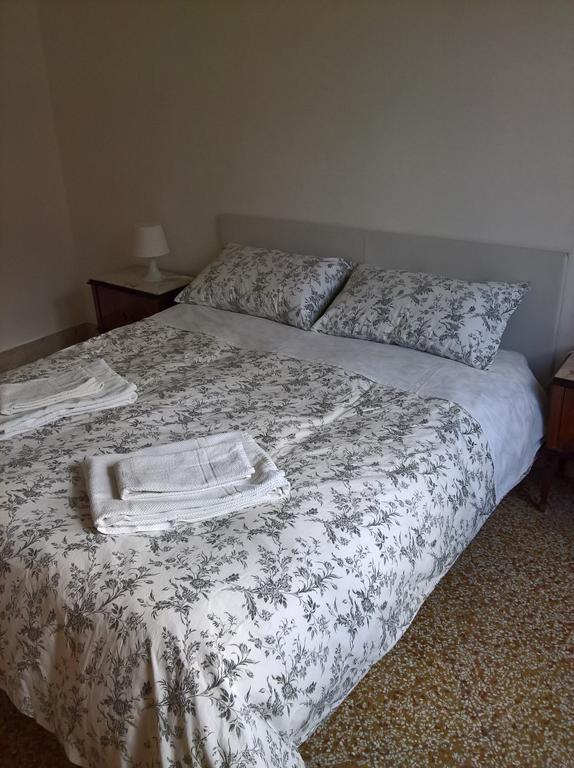 Marchese Ugo Bed and Breakfast Παλέρμο Εξωτερικό φωτογραφία